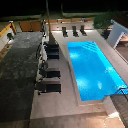 וילה Kuca Za Odmor Feniks *
